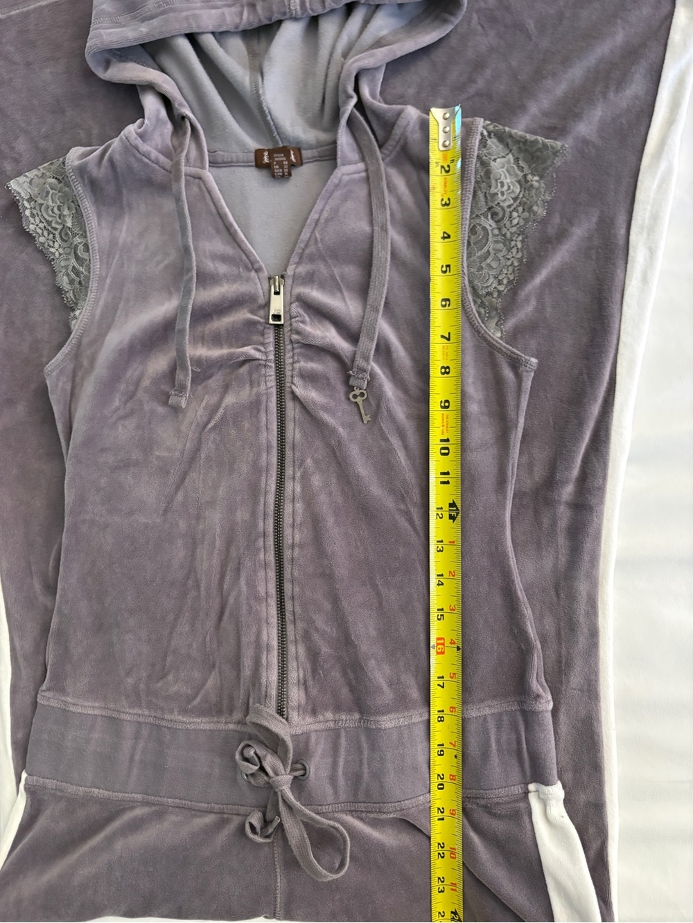 JLo Gray Velour Hooded Jumpsuit Y2K Lace Trim Zip Up Side Stripe Vintage 2000s - Picture 7 of 10
